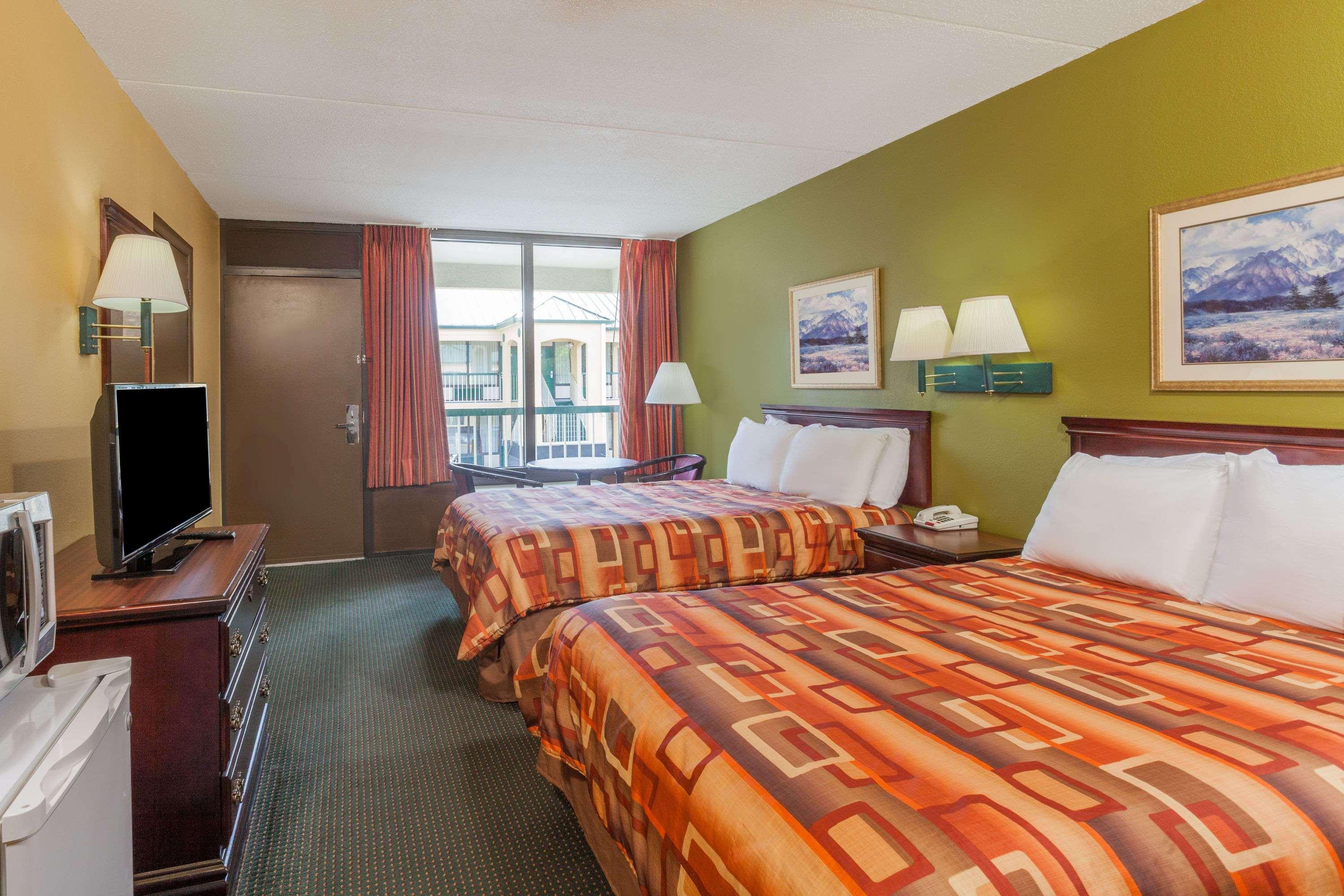 Days Inn By Wyndham Nashville Saint Thomas West Hospital Ngoại thất bức ảnh