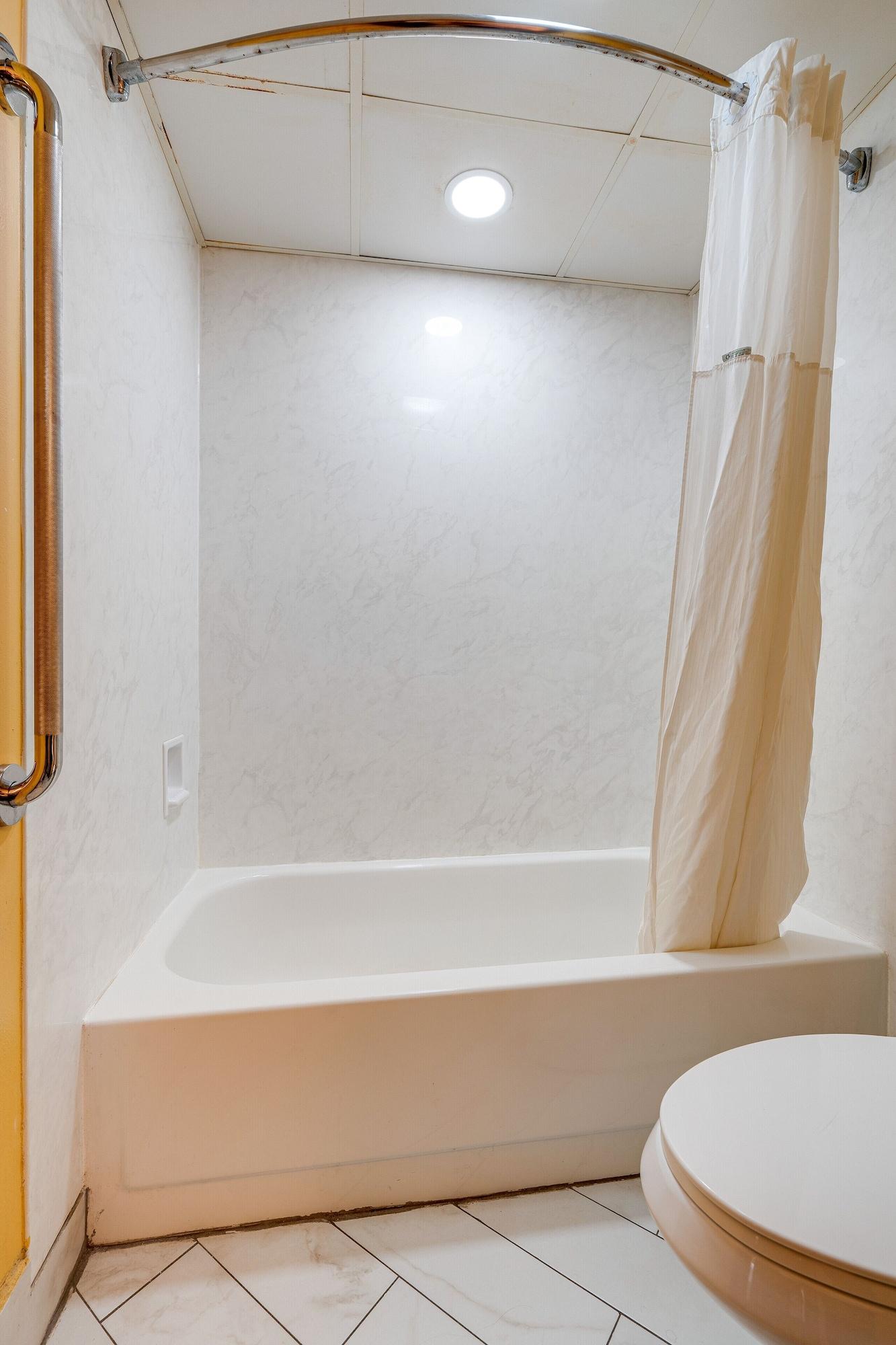 Days Inn By Wyndham Nashville Saint Thomas West Hospital Ngoại thất bức ảnh
