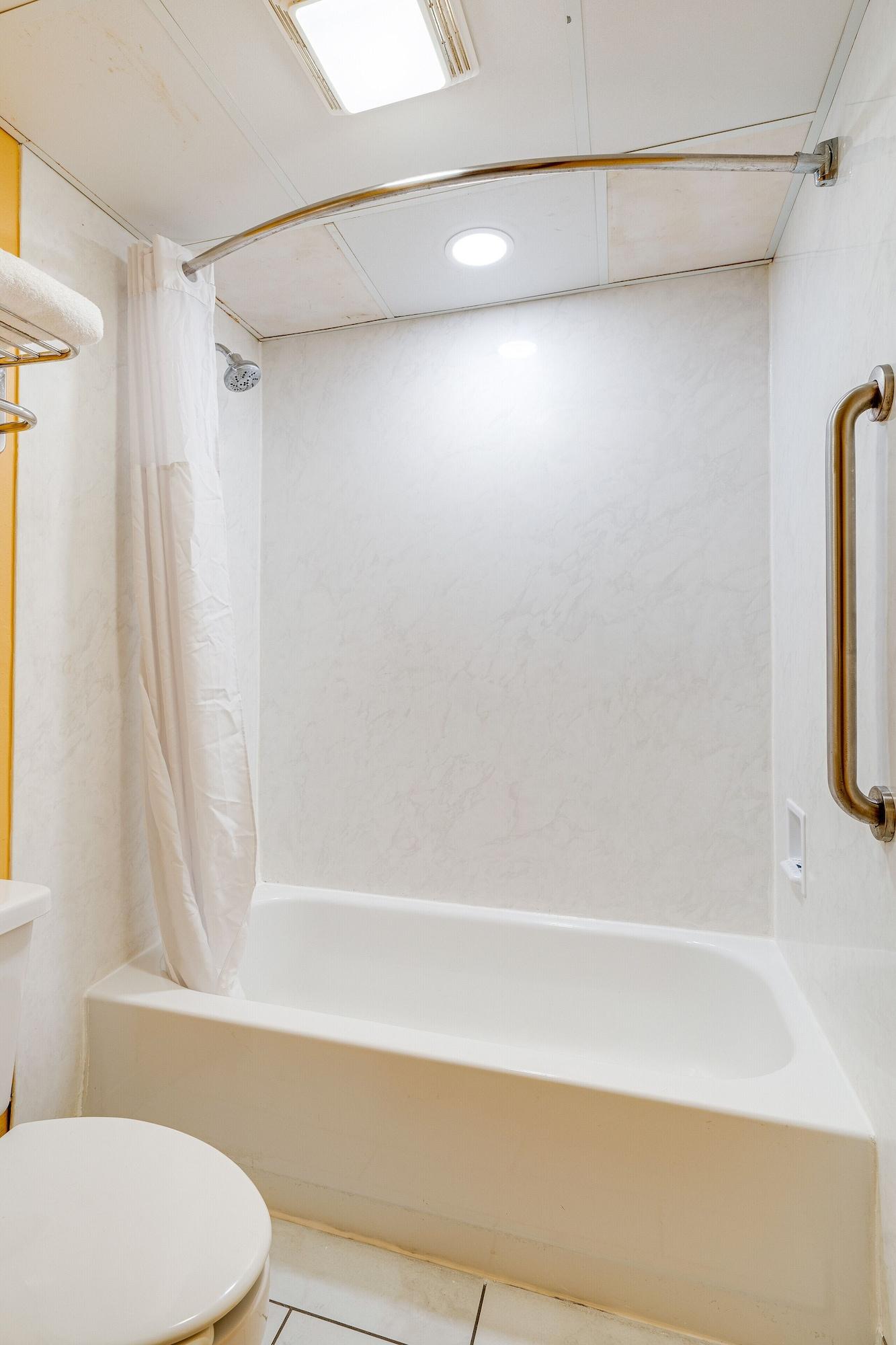 Days Inn By Wyndham Nashville Saint Thomas West Hospital Ngoại thất bức ảnh