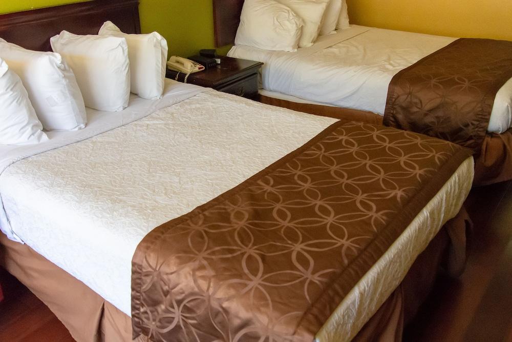 Days Inn By Wyndham Nashville Saint Thomas West Hospital Ngoại thất bức ảnh